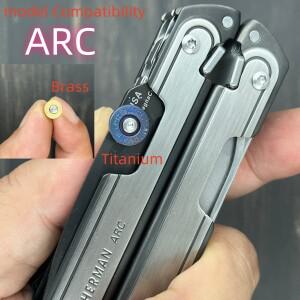 TC4 티타늄 합금 또는 황동 불릿 스타일 썸 그립 교체 부품 M2.5 포함 레더맨 ARC 메인 나이프 DIY MOD 액