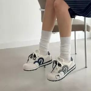 신상 단화 운동화 여성단화 키높이 편한운동화 방한