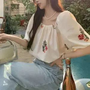 [하프클럽/]여자 오프숄더 플라워 퍼프 블라우스 티셔츠