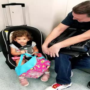홀름 공항 카시트 유모차 여행 카트 및 트랜스포터 - 롤러 접이식 보관 가능하며 비행기 좌석 아래 또는