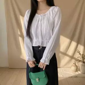 [옷자락]여성 러블리 세미 크롭 레이스 프릴 블라우스 셔츠_P423308759