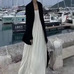 [옷은날개] 여성 2컬러 플리츠 끈나시 맥시원피스 민소매롱원피스