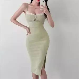 마킷3 치마 쉬폰치마 하이 이성 나시 트임 레이스 중기장 JEN1
