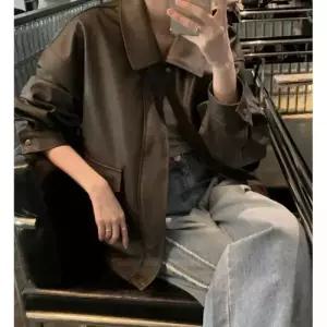 빈티지 봄 쇼트 자켓 PU가죽 유화물차 코트 여자가죽자켓 ible1