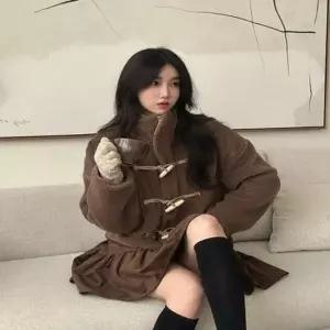 [텐바이텐]여자 떡볶이 단추 뽀글이 양털 자켓 크롭 코트