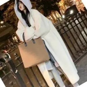 [텐바이텐]롱 롱자켓 코트 롱코트 집업 뽀그리롱코트 양털롱코트