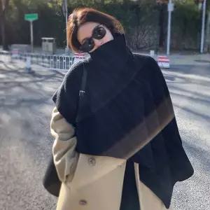 [하프클럽/]여성 빅사이즈 니트숄 넥케이프 1P 언발 숄망토 보온