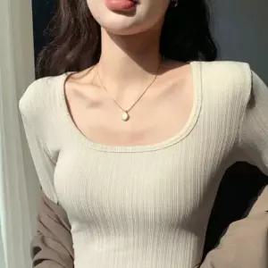 [하프클럽/]여성 베이직 골지 긴팔 U넥 슬림핏 티셔츠 데일리 이너웨어