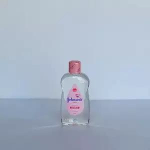 존슨 레귤러오일 300ml /청결함/사랑가득한/촉촉한바디/아기피부를촉촉하게