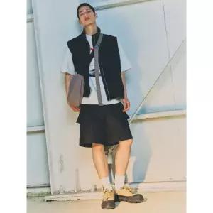 에잇세컨즈 나일론 카펜터 쇼츠 애쉬 264525DY24 24