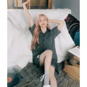 DOSSY [해원 pick][2SET 세트] 실크핏 더스트 반팔 커플 잠옷 세트