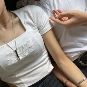 [텐바이텐][ 1+1 커플] 이니셜 데일리 레터링 막대 목걸이