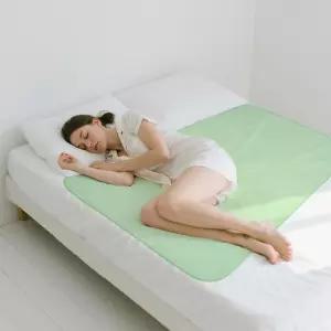 미끄럼 방지 소변 패드 세탁 가능한 퀼트 침대 52x27.5인치 시니어용 재사용 언더패드 쿨링 매트리스