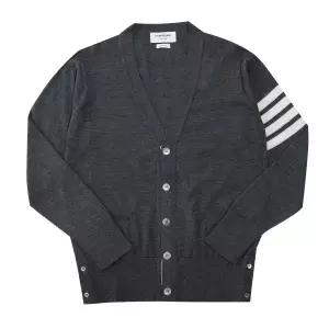 [톰브라운 THOM BROWNE] MKC002A Y1014 022 남성 가디건