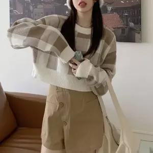 캐주얼 체크패턴 3컬러 여성 크롭 니트