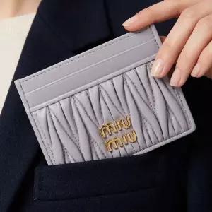 미우미우 26SS 마테라쎄 나파 레더 카드지갑 5MC076 AFPP F0230 549480