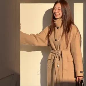 [롯데백화점]씨씨콜렉트 벨티드 헤링본 핸드메이드 맥코트 C254MSG357