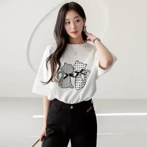 [스타일온미][스타일온미] 리본 블링캣 퐁실퐁실 소프트 터치감 오버핏 7부소매 프린