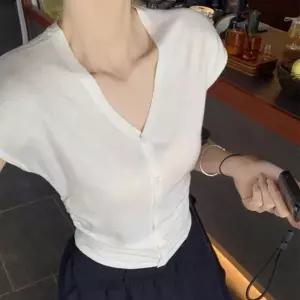 여름조끼반팔가디건 브이넥 반팔 출근 옆셔링 예쁜가디건여자가디건 여름 가디건 여성 룩 니트