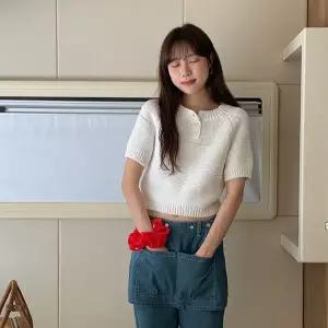 BANHANY 데닌슨 ？？버튼 크롭 반팔 니트