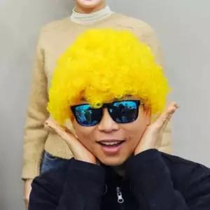 폭탄 옐로우 인생사진 가발 네컷 폭탄머리 뽀글머리