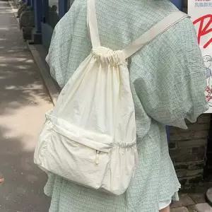 나일론 여자 가벼운 백팩 대학생 직장인 가방 ivory 여성백팩