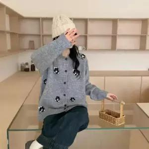 팔콘 여성 여친 캐주얼 카디건 루즈핏 캐릭터 라운드 싱글 러블리 상의 KKE1