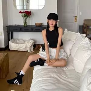 [옷자락]여성 레이스 디테일 허리밴드 4부 바지 팬츠
