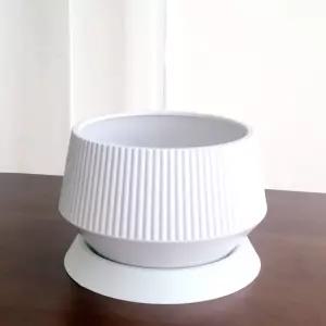 고강도 플라스틱 세로줄무늬 분재 화분 19x15cm 소화분 화이트 흰색 가벼운 소품 용화분 분갈이 인테리어