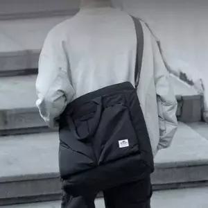 [셀러에이드]데일리 토트백 남녀공용 포켓 숄더백 파우치 보부상 가방