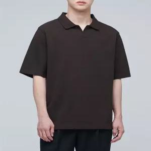 무신사 스탠다드 슬릿 넥 피케 폴로 셔츠 다크 브라운 63856624