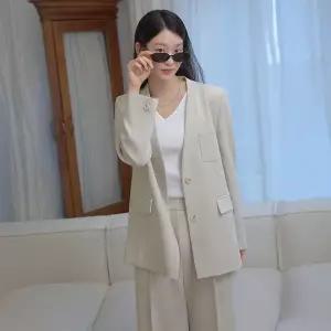 [케네스레이디](신세계 사우스시티)[BYLYNN] [케네스레이디]브린힐 노카라 자켓(서수민 착용) EMWJKQC430