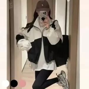 [텐바이텐]간절기 야외활동 여자자켓 양털자켓 크롭 소재 러블리룩