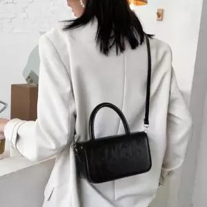 AN6066T acom 패션잡화 blue 여성 락스터드 핸드폰 클러치백 백팩 화장품파우치 손 bequem 숄더