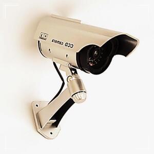 [2개구성] CCTV 모형카메라 학교 교실 학원 관공서 원통 돌출형 태양광 충전식 가짜 YSW746B23