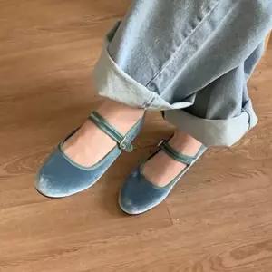 대학생 새학기 신발 청바지 코디 메리 제인 벨벳 슈즈 여성메리제인 발레리나플랫슈즈