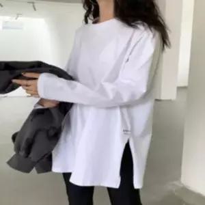 [하프클럽/]여성 맨투맨 트임 오버핏 데일리 루즈핏 롱슬리브 티셔츠