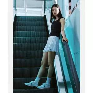 DESCENTE [유키 착용]우먼스 4인치 이너 레깅스 스커트 화이트 SR222PSK41 115835