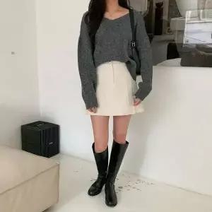 [하프클럽/]여성 옆면 슬릿 쁘띠 스커트 치마