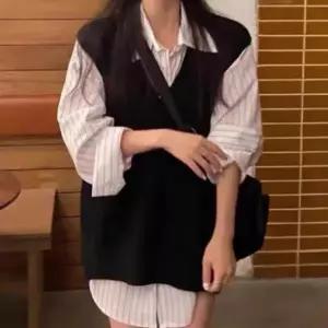 [하프클럽/]여성 루즈핏 니트 조끼 베스트 브이넥 레이어드 니트조끼