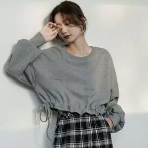 [하프클럽/]오버핏 여성 크롭 맨투맨 라운드 여성 루즈핏 맨투맨 티셔츠 스
