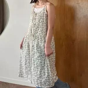 1개 Dress 의류패턴 패턴인 레이어드 여성원피스만들기 옷본