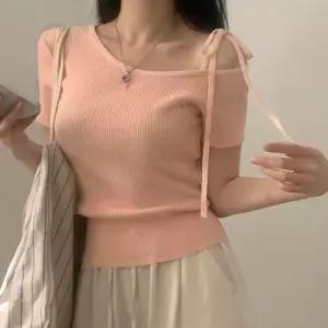 언발 오프숄더 여름 반팔 니트티 리본 포인트