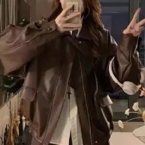[텐바이텐][홍은]여성 블루종 레더자켓 오버핏 페이크 레더 가죽자켓 점퍼