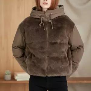 [하프클럽/옷자락]여성 겨울 데일리 따뜻한 퍼 후드 숏패딩 점퍼