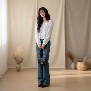 [하프클럽/옷자락]여성 러블리 리본 브이넥 레이스 크롭 블라우스