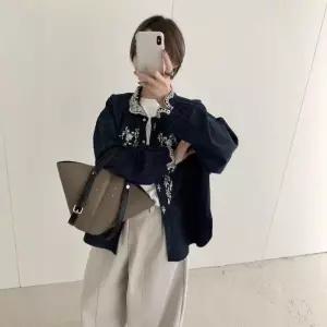 여성 청 가을 캐주얼 블라우스 무지데님 셔츠 자수 칼라 페인팅 ST3