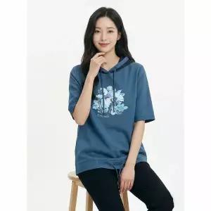 [하프클럽/크로커다일레이디]블루 플라워 프린팅 메쉬소매 반팔 후드티셔
