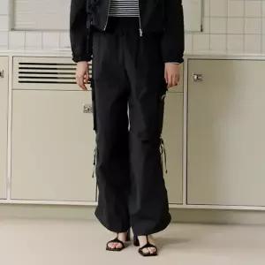 [에고이스트] [BLUE LABEL] 러플 스트링 포인트 밴딩팬츠 (ER2OPT53-T)