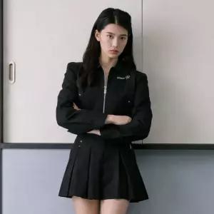 [에고이스트] [BLUE LABEL] 크롭 징장식 자켓 (ER2OJK02-T)